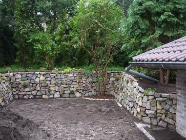 Natursteinmauer