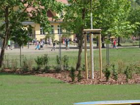 Kinder spielen